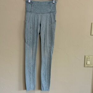 Lululemon Fast & Free 25” Leggings. Nulux City Grit Blue Fog.